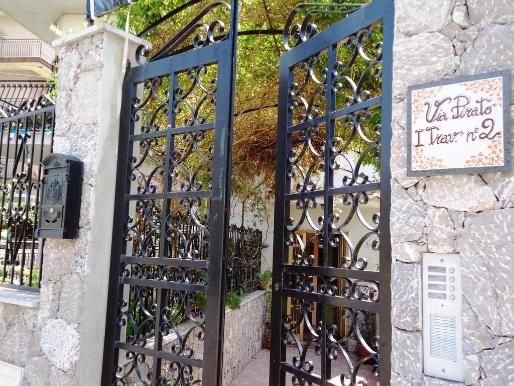 Ciuscia Bed & Breakfast Calatabiano Exterior photo